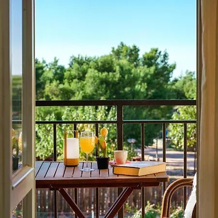 In Guest Guest house